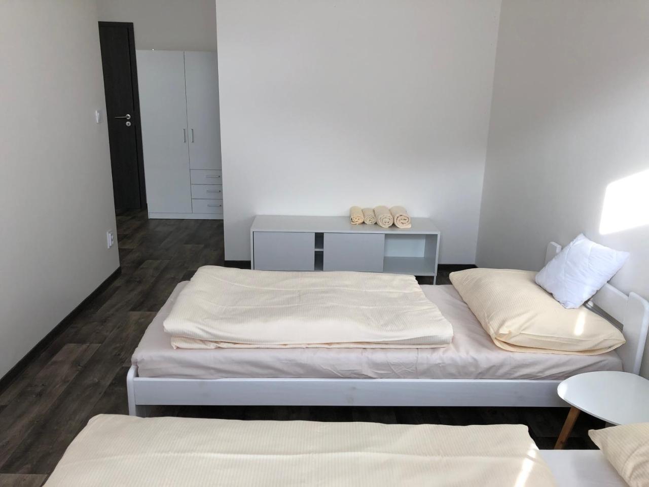 Na Mandlu Hotel Drmoul Екстериор снимка