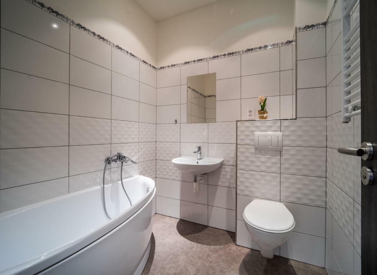 Na Mandlu Hotel Drmoul Екстериор снимка
