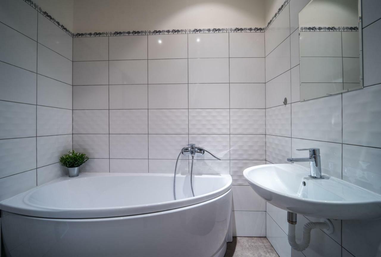 Na Mandlu Hotel Drmoul Екстериор снимка